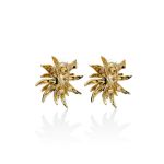 Mesmera 14KAltın Kaplama Çiçek Küpe resmi